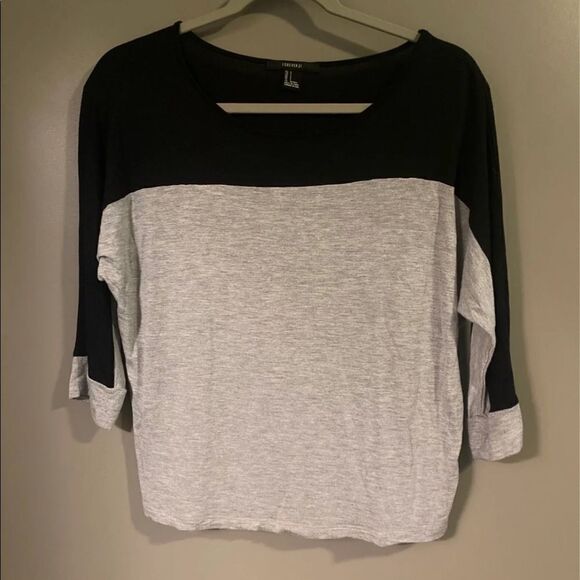 Forever 21 Women’s Top Blouse Color Block Size Small NWOT - Picture 1 of 4